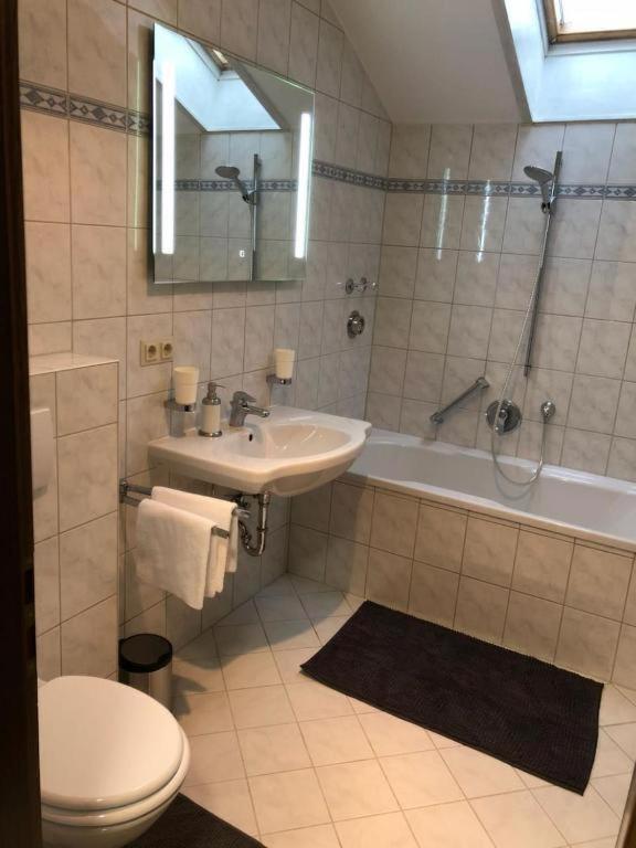 Ferienwohnung Zum Fiaker Garmisch-Partenkirchen Bagian luar foto